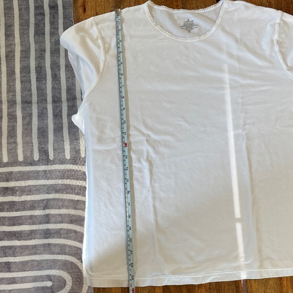 Cuddl Duds White Lace Trim Base Layer Top Set of 2 - Picture 6 of 9